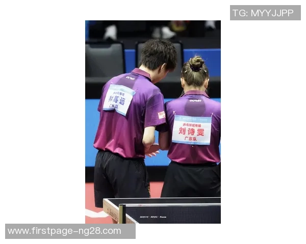 李娜与詹咏然巅峰对决网球场上的精彩较量与友谊之光